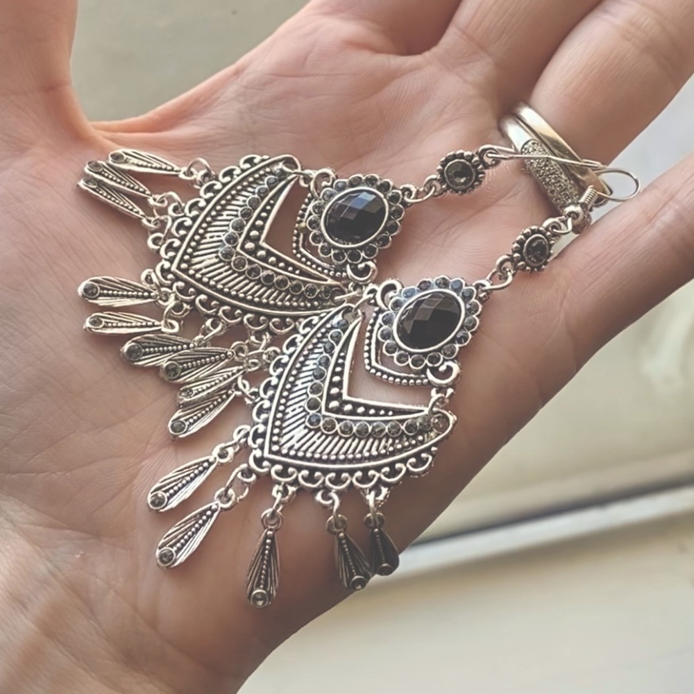 Vintage Black Silver Dangle Chandelier Earrings Elegant Fancy Date Night NEW